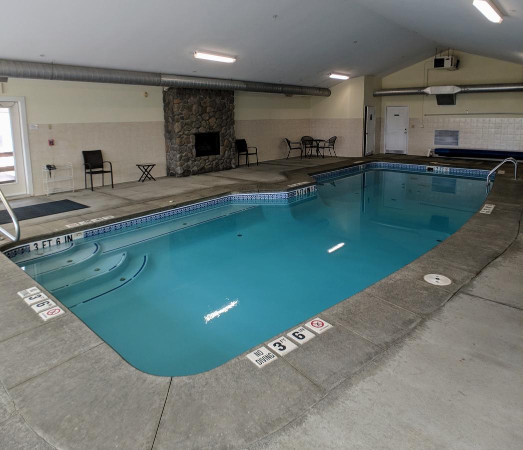 Rangeley Saddleback Inn מראה חיצוני תמונה